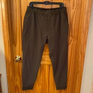 Lulu lemon joggers (green)